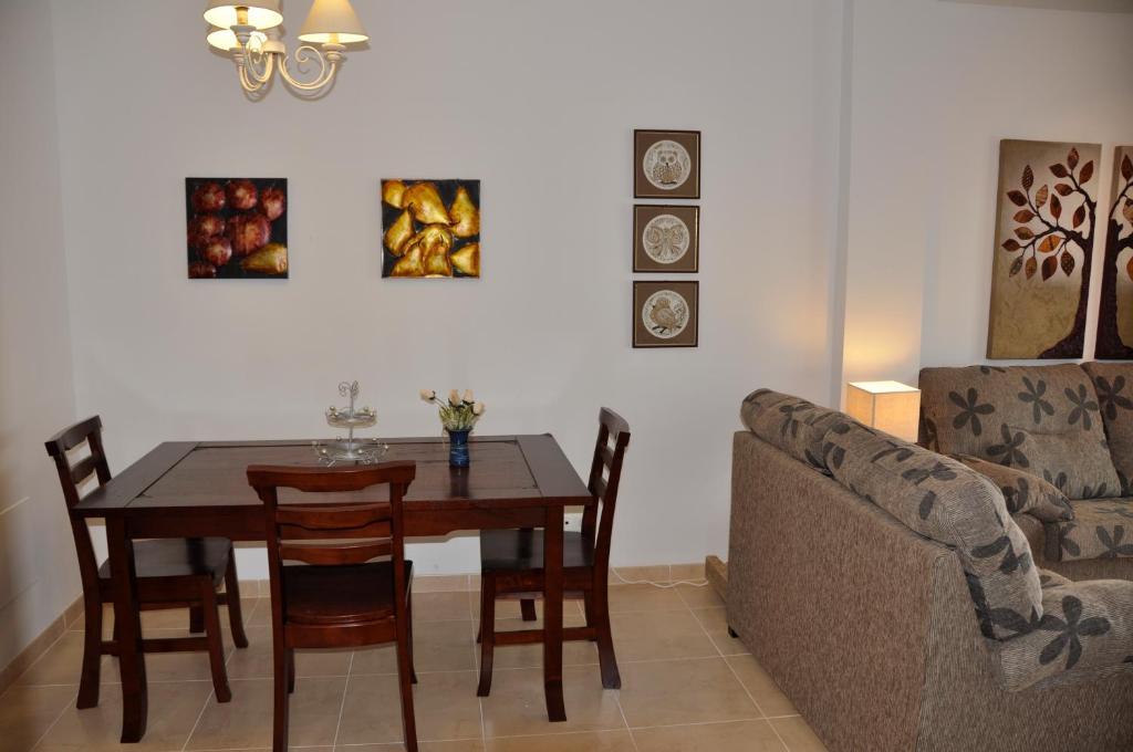 Nerja Paradise Rentals - Chimenea Apts חדר תמונה